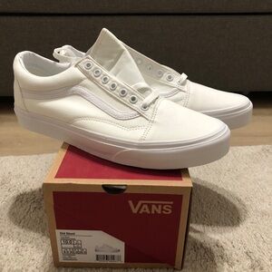 Brand New All white Vans size 10